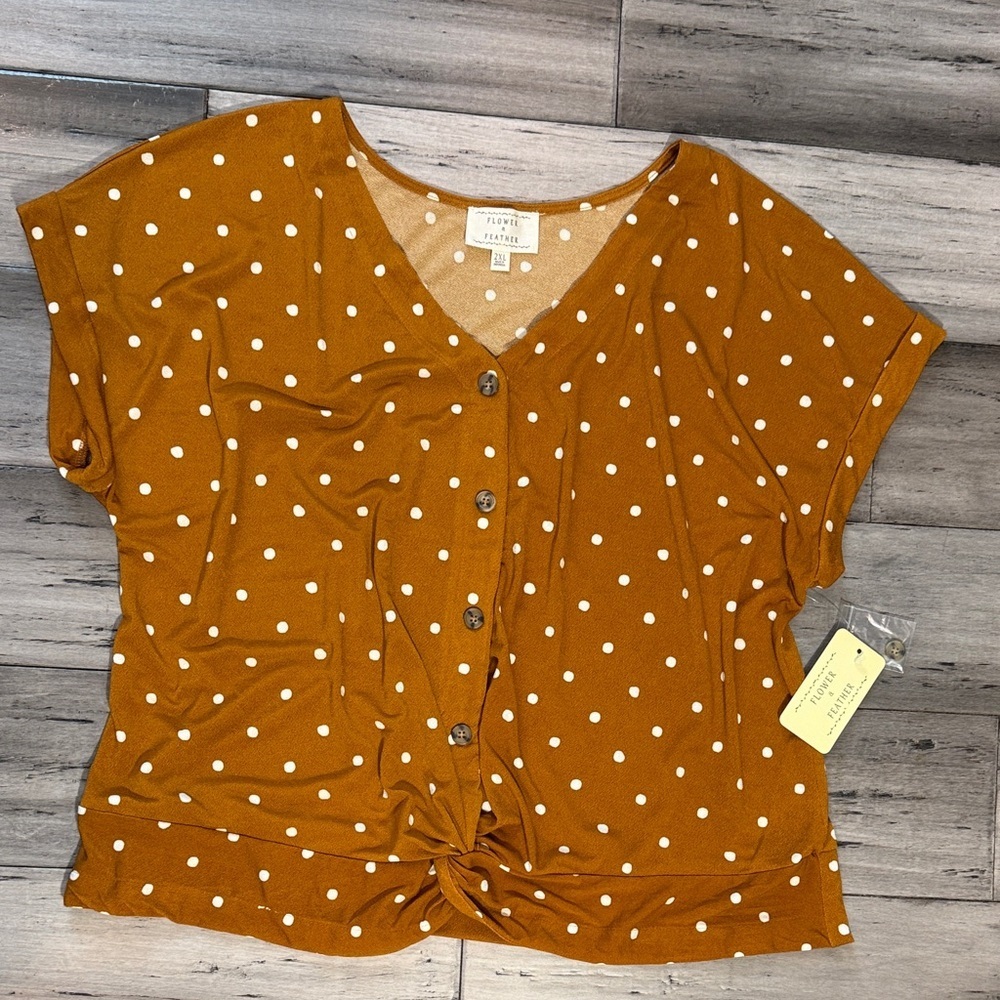 NWT Polka Dot Button-Front Tie Hem Top - Mustard